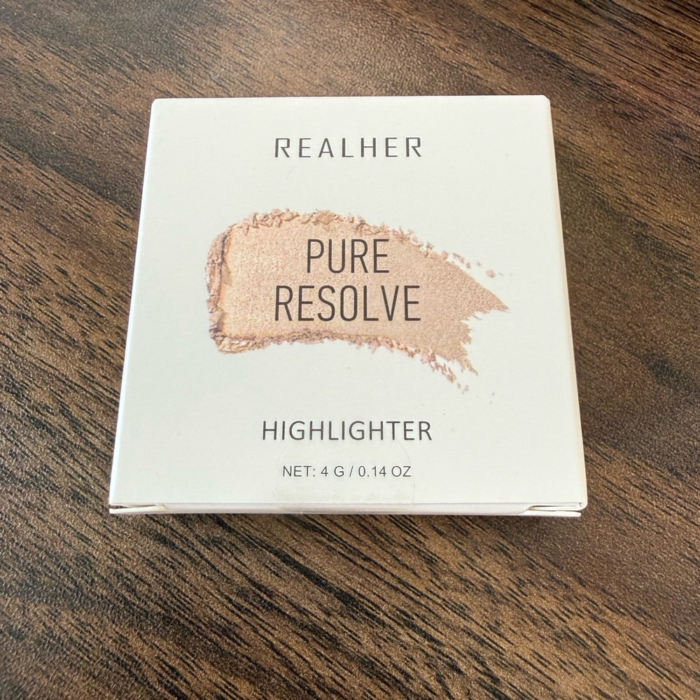 *NEW*.14oz* RealHer* Pure Resolve Highlighter - Champagne Gold